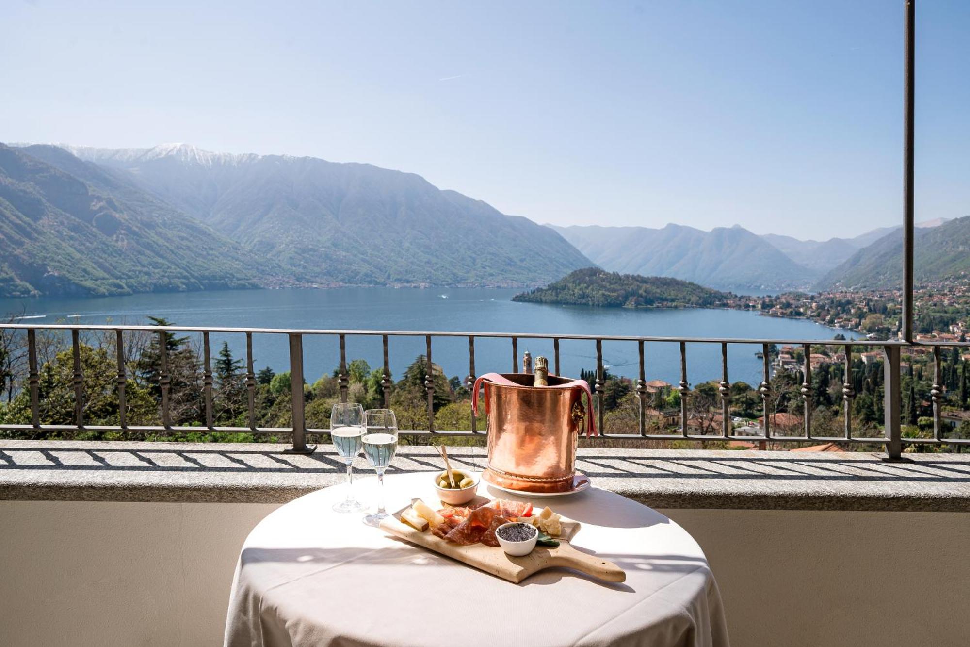 Alveluu Ristorante E Suites เตรเมสโซ ภายนอก รูปภาพ